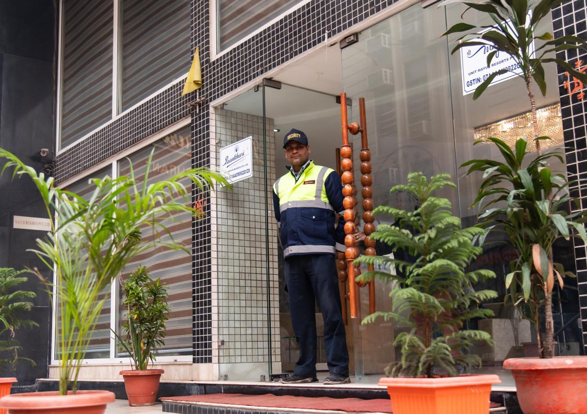 Mayur Hotel Neu-Delhi Exterior foto